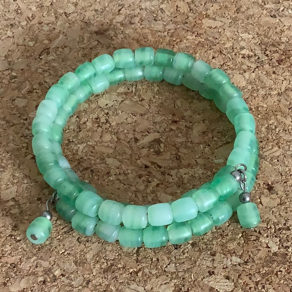 Seafoam Green Vintage Glass Bead Bangle bracelet fits 7-8” wrist